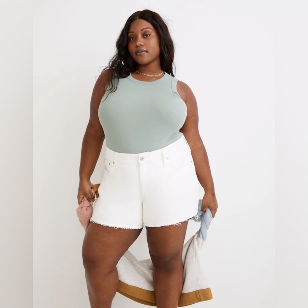 Madewell Plus Relaxed Denim Shorts in Tile White size 20w